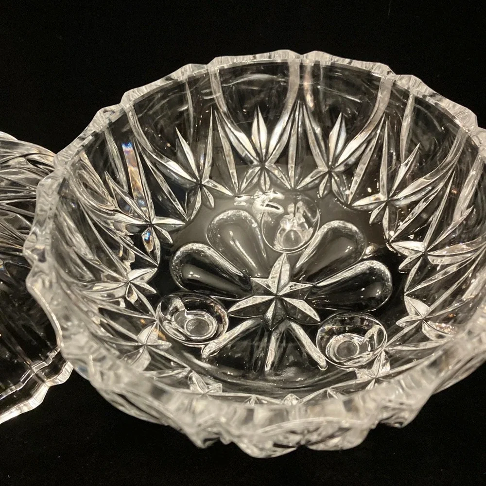 Vintage Footed Crystal Clear Cut Glass Candy Dish Bowl W/ Finial Lid 8